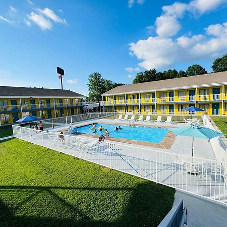 Rodeway Inn Джаксън Екстериор снимка