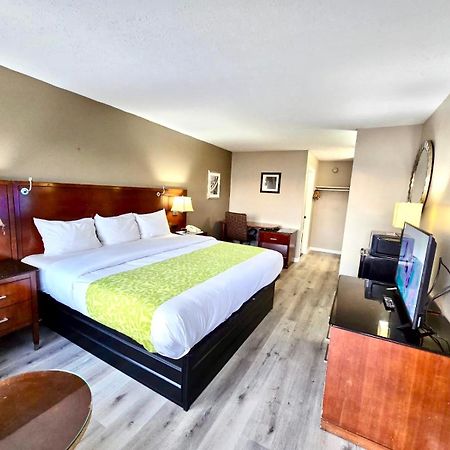 Rodeway Inn Джаксън Екстериор снимка